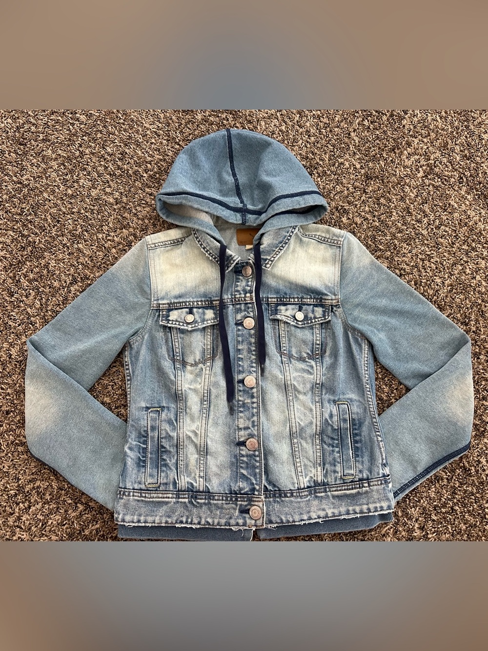 American Eagle Outfitters women's hooded jean jacket - size small
